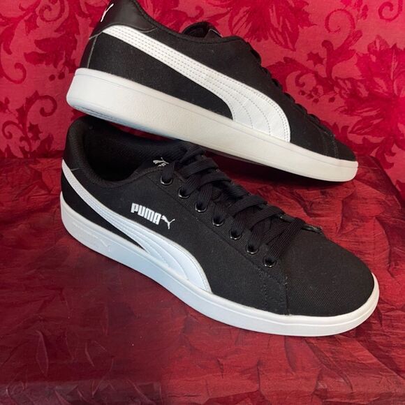 Puma‎ Soft Foam NWOT Men’s Shoes Black and White Canvas Size 8.5 - Picture 1 of 12